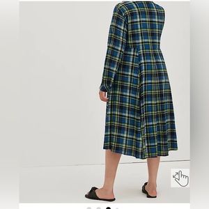 New with Tags Never Worn CHALLIS MAXI SHIRT
STYLE KIMONO